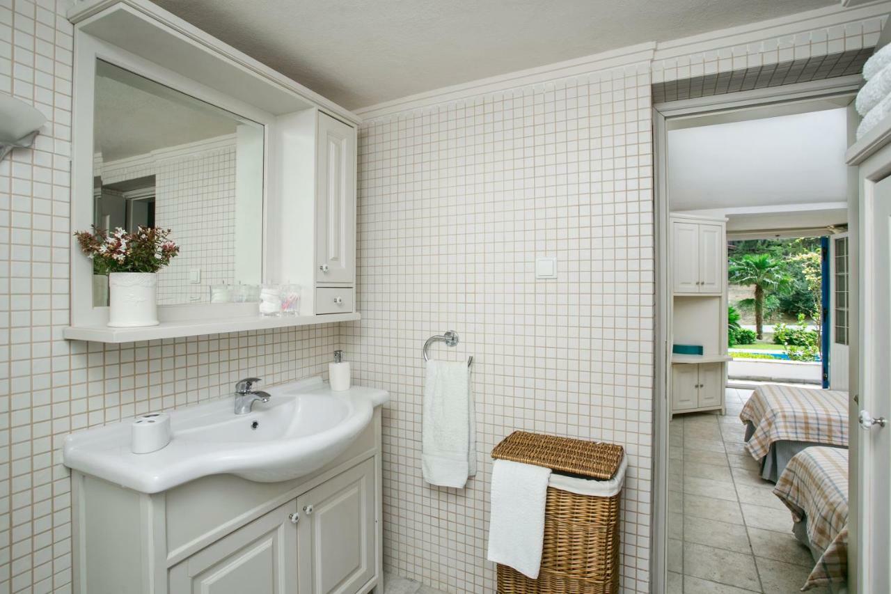 Ilianna Villa Sani  Luaran gambar